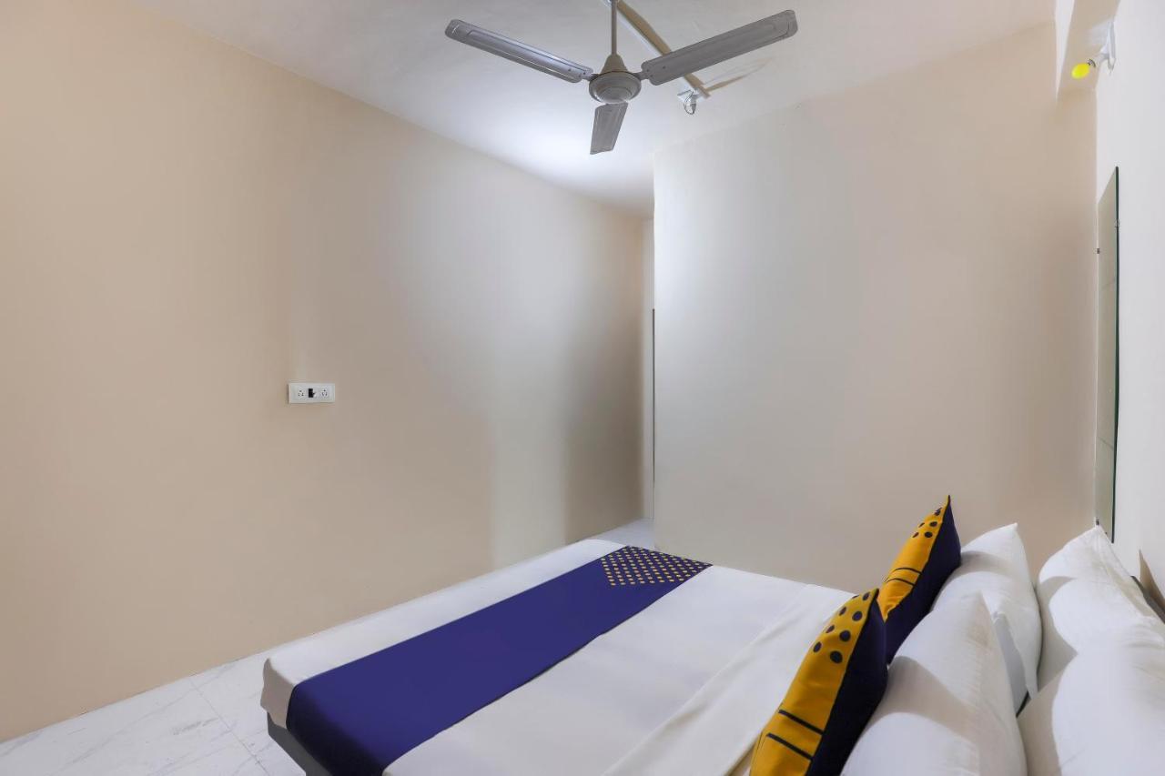 Spot On 64818 Hotel Minal Jamnagar Exterior photo