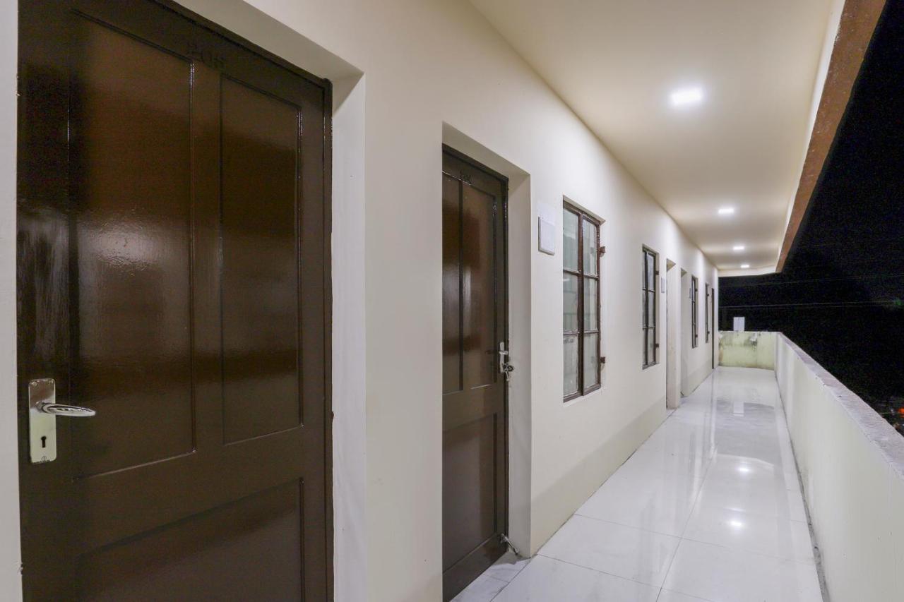 Spot On 64818 Hotel Minal Jamnagar Exterior photo